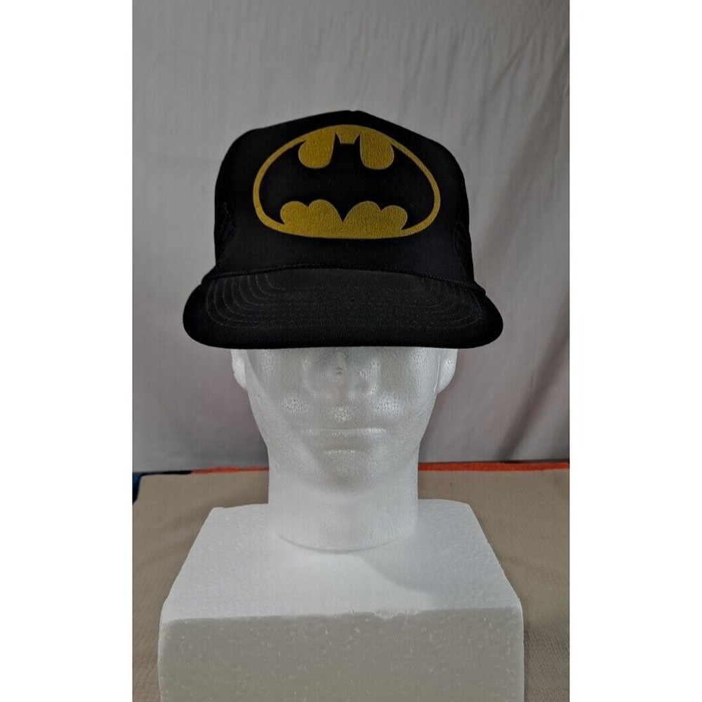 Gold Medal Headwear Batman Logo 1980s Vintage Snapback Trucker Hat Cap DC Comics
